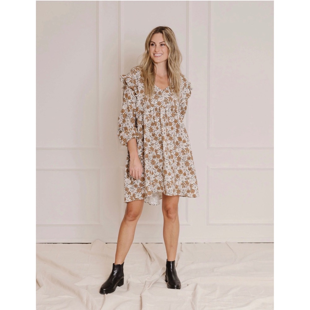 Rylee and Cru Ivory Holiday Bloom Piper Women's Babydoll Floral Hi-Lo Dress